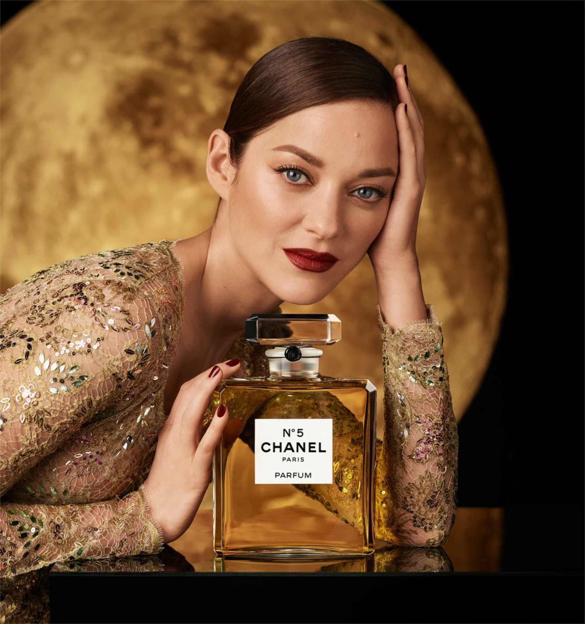 Chanel n°5, el perfume más vendido de la historia