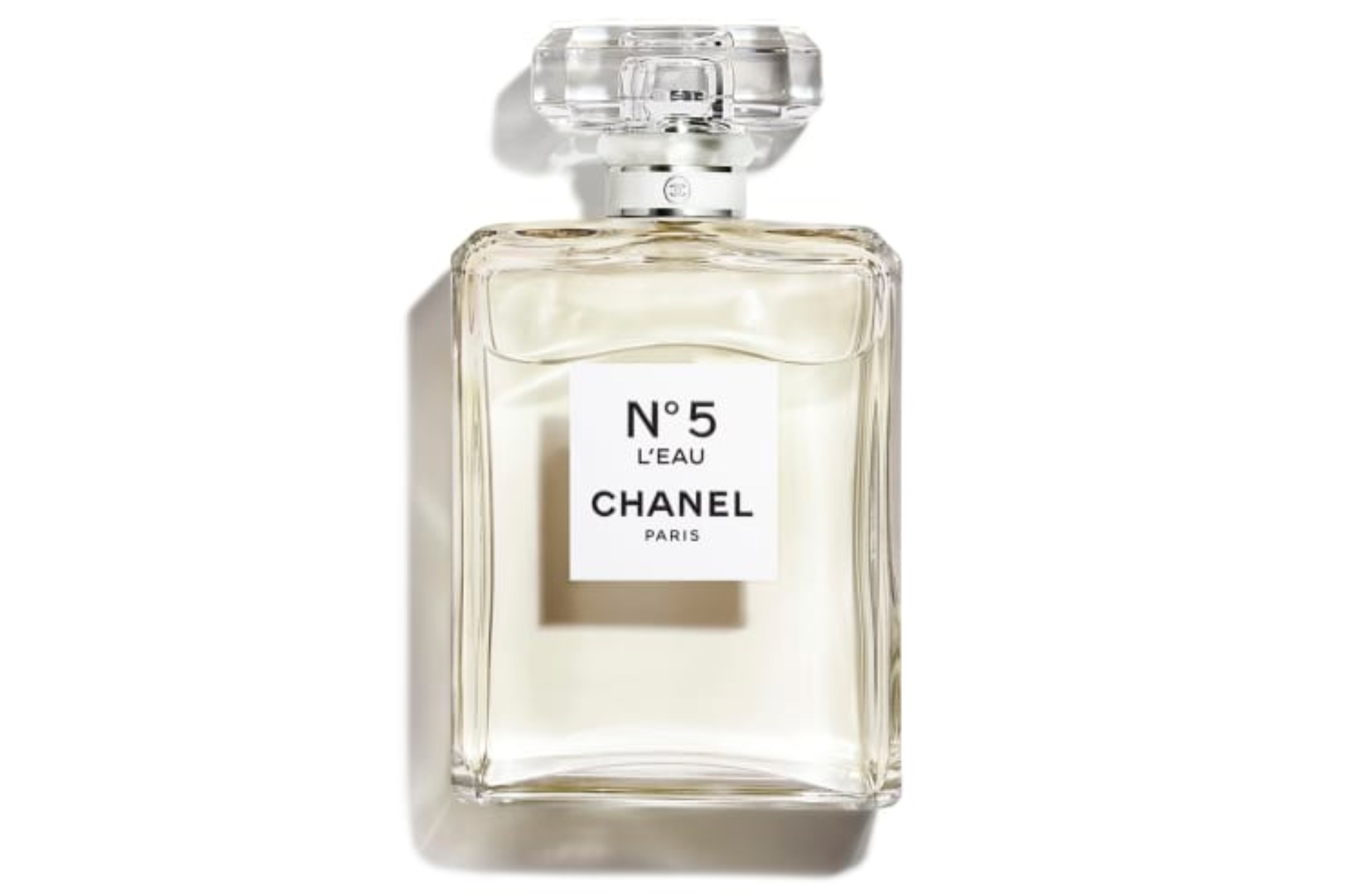 Chanel N°5, el perfume más vendido de la historia: video