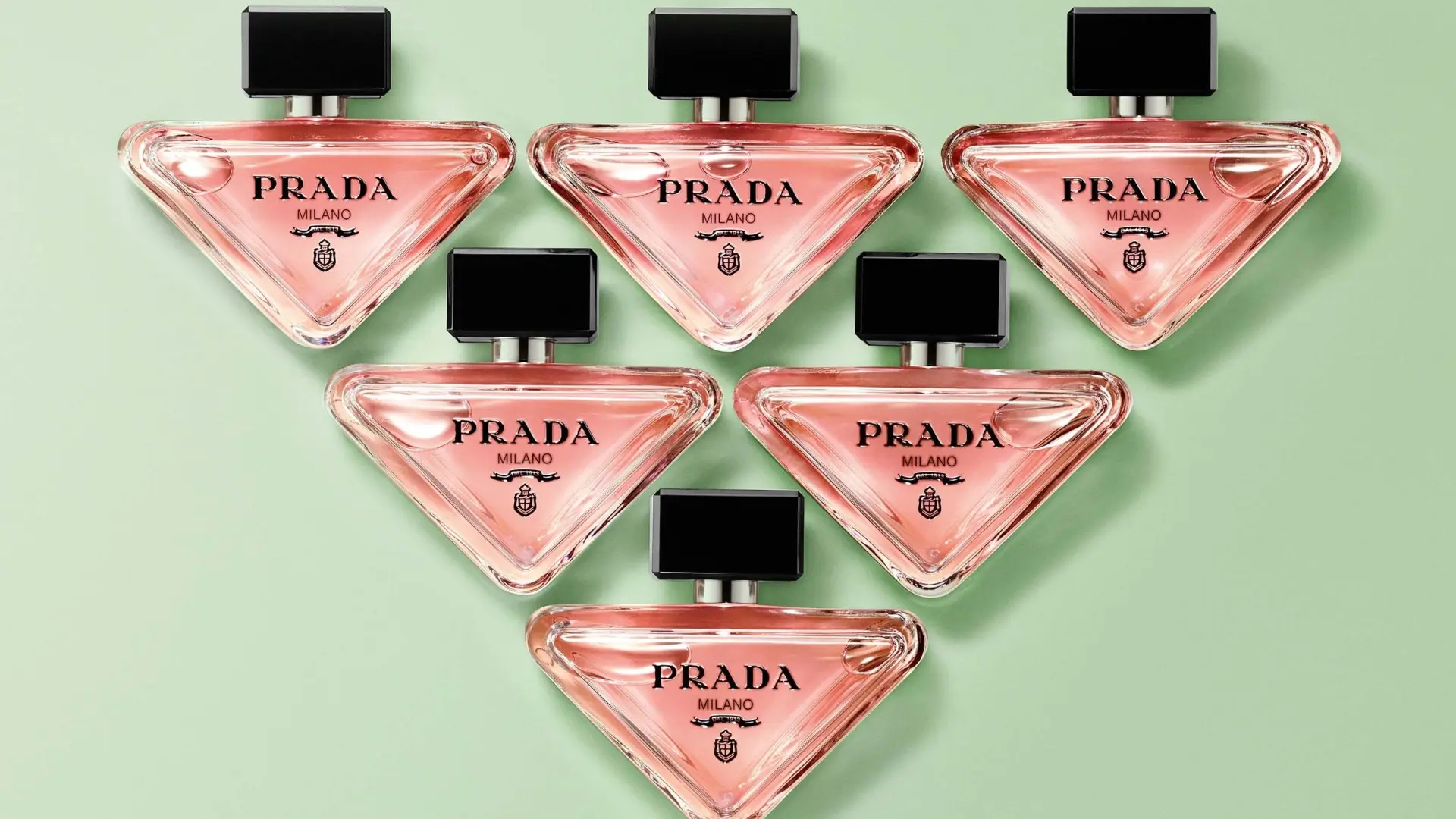 Prada presentó su nuevo perfume junto a Emma Watson — Muy Cosmopolitas