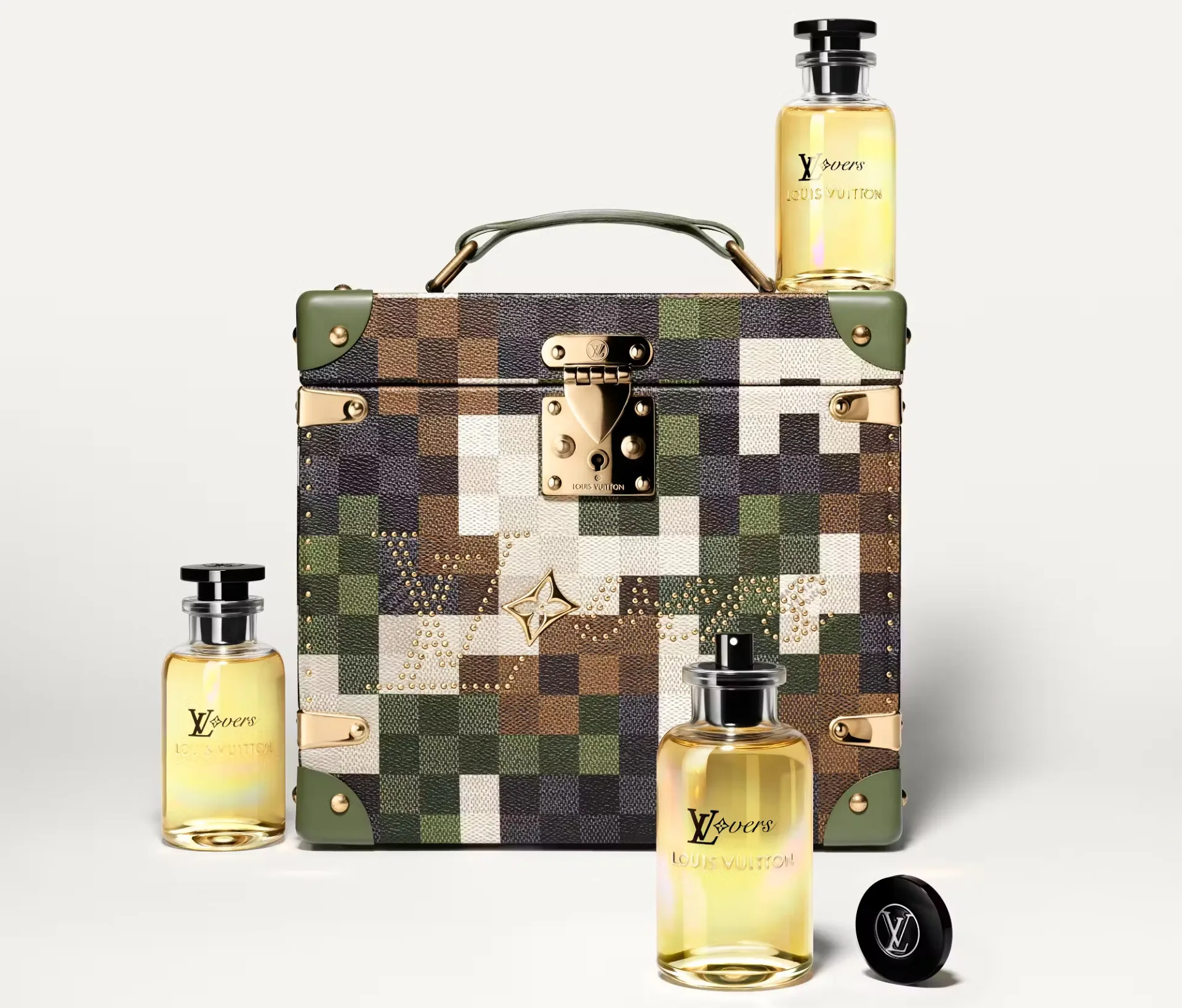Así es Lvers el nuevo perfume de Louis Vuitton: el primero de Pharrell Williams