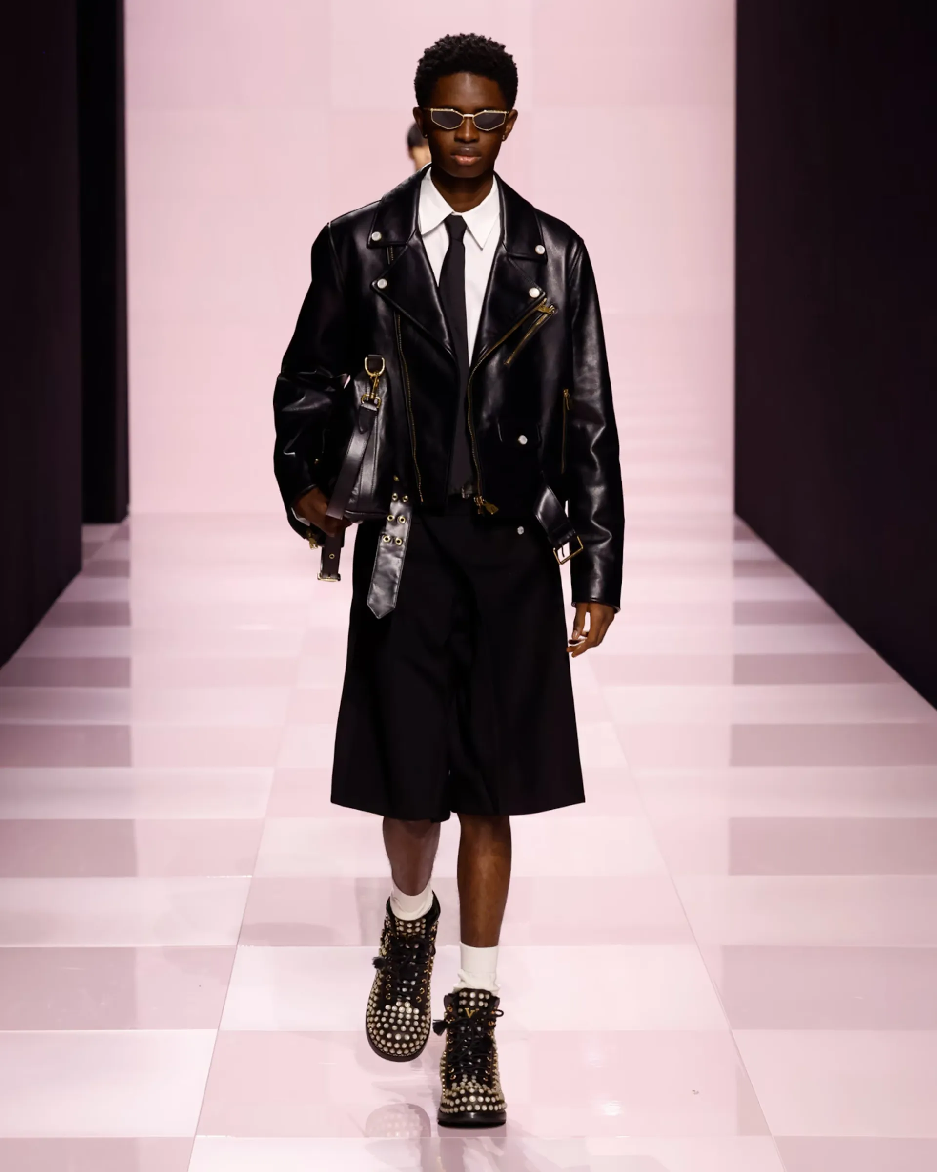 ¿Cómo es la colección invierno 2025 para hombres de Louis Vuitton?