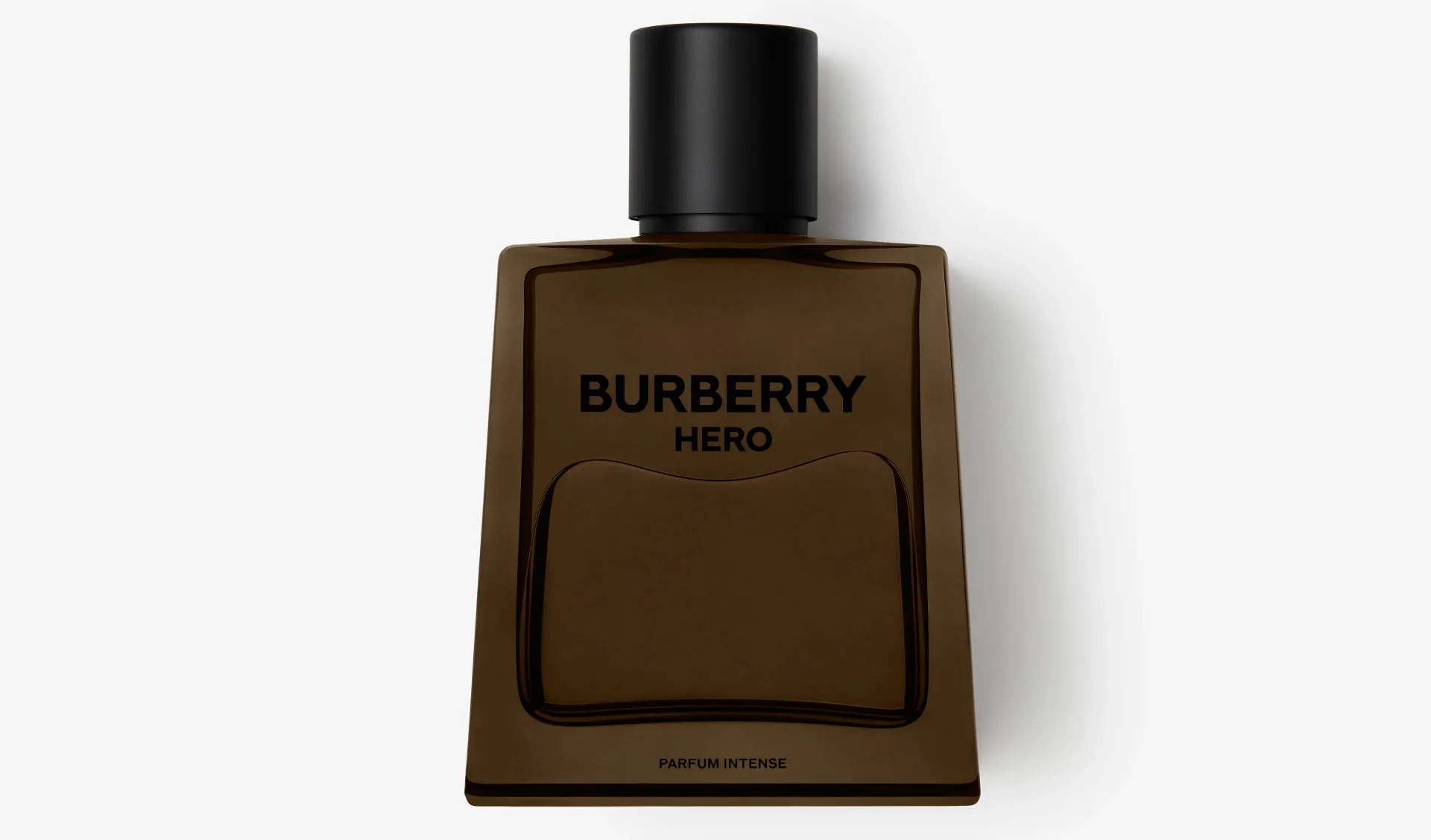 Cinco perfumes para hombres que valen la pena comprar en 2025